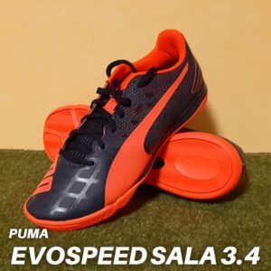 《PUMA》evoSPEED SALA エヴォスピード サラ 3.4（ネイビー×オレンジ）