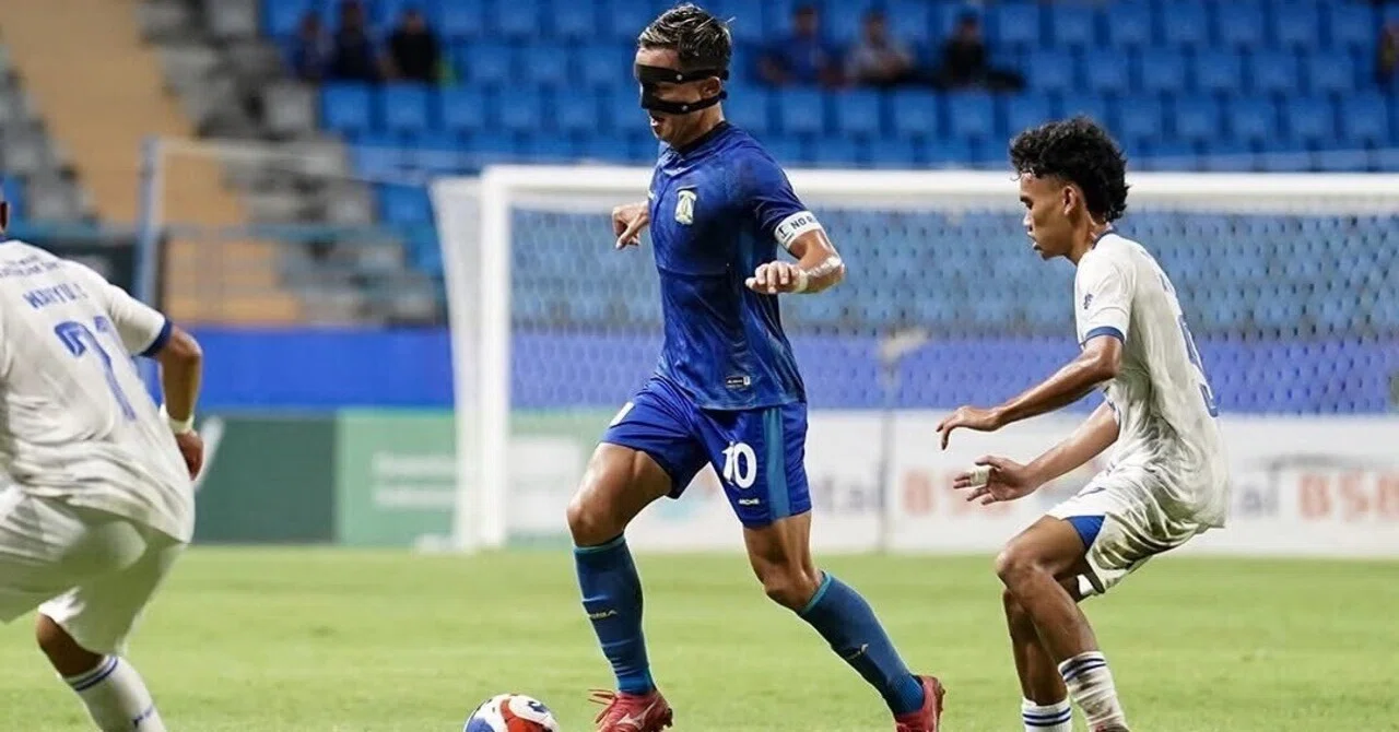 【西原拓夢選手 寄稿】攻め続けるも1点が遠く、最下位のクラブに敗戦、帰りのバスにサポーター襲撃